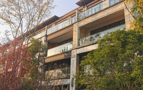 2020年鸿坤宜昌花语墅三期三组团湖景双拼联排叠拼即将上市奋斗