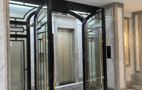 气派大堂丽思卡尔顿同款电梯厅