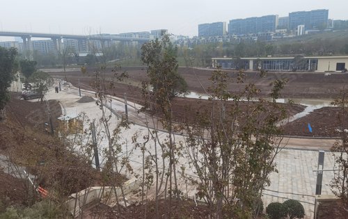 越秀悦映湖山动态:公园实景拍摄-重庆安居客