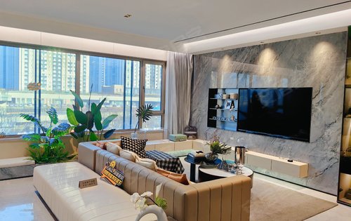 这是120米三室幕光max宽厅户型,客厅开间5.