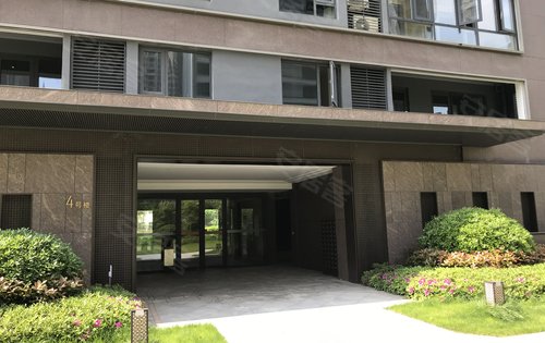 融创小区入户大门