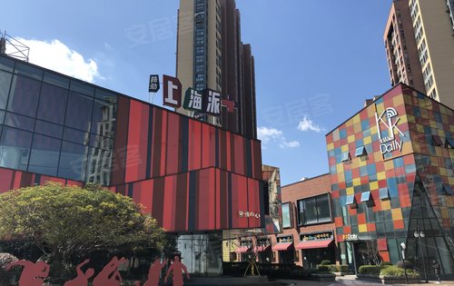 地铁11号线昌吉东路站