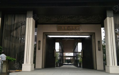 顺德龙光玖龙府