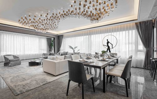 碧桂园云顶230平米大客厅.270度转角玻璃窗.欢迎了解.