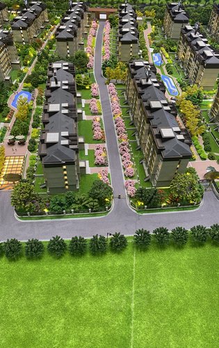 龙城国尊府动态:小区中心200米长7米宽樱花大道-泰安安居客