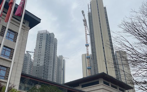 启迪大院儿在售103  117  120,看房点图像咨询!