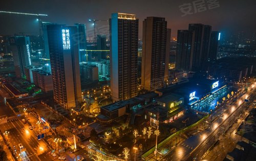 华润置地时代之城动态:夜晚下的时代之城-成都安居客