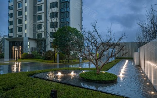 龙湖春江天镜动态:实景拍摄园区-重庆安居客