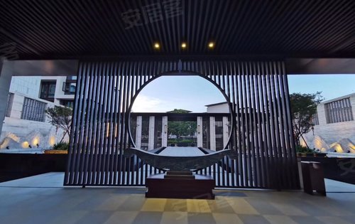 福州温泉城晋安府九里芳华与湖山同居