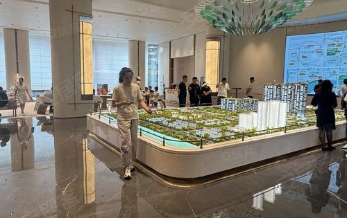 榕发城启未来动态:今天的看房现场-福州安居客