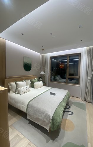 建筑面积80米客厅开间51米南北通透一梯两户支持公积金