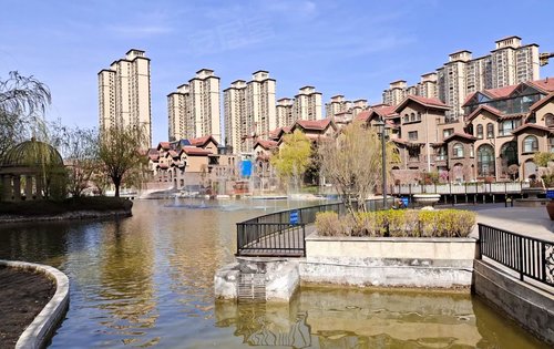 华强城鹿佩特动态:华强城,绿化率高达60%以上.-安阳安居客