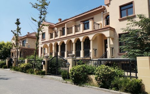 翡翠半岛整体环境洋房与小高层