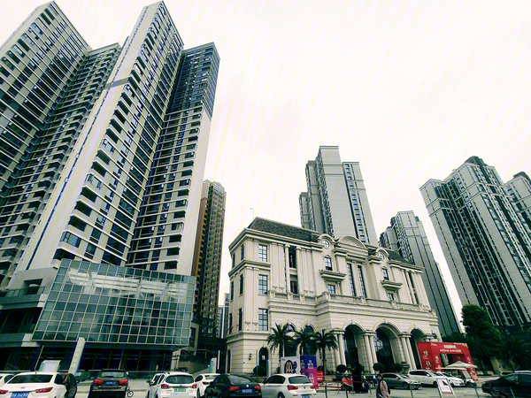 戛纳湾金棕榈,成都戛纳湾金棕榈房价,楼盘户型,周边配套,交通地图