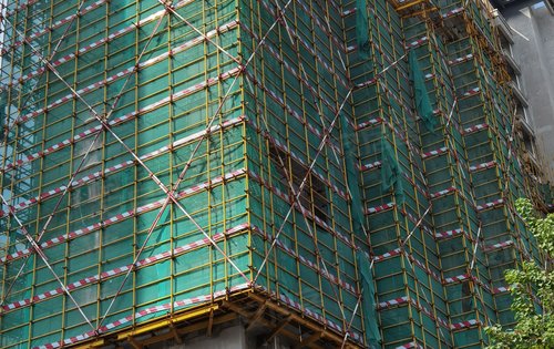 世茂弘阳绿岛湖公馆动态:小高层7号楼,2梯2户,开始拆排栅-佛山安居客