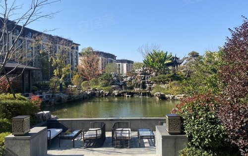 綠城雲棲玫瑰園