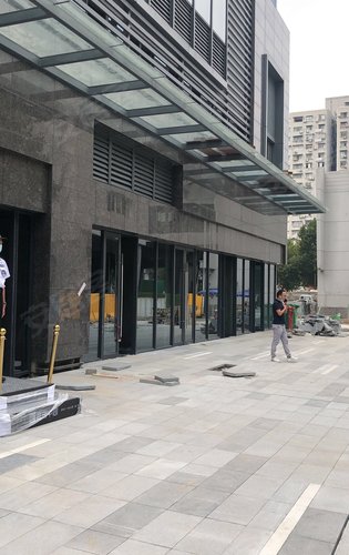 庭瑞中心动态:庭瑞中心营销中心外部正在加速施工中!-武汉安居客