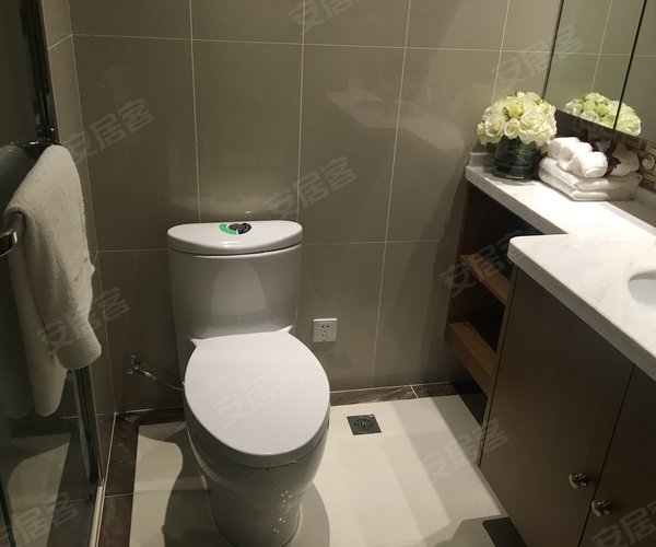 亚泰华府户型图
