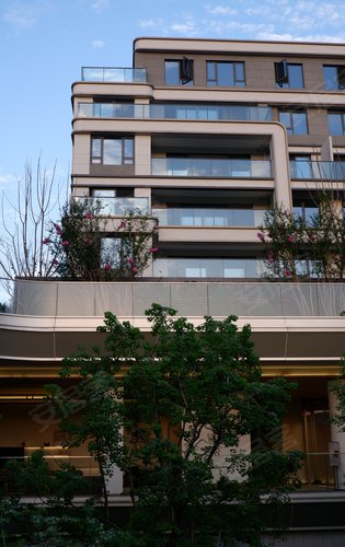 春屿江岸退台洋房六号楼实拍独特外立面设计欢迎品鉴