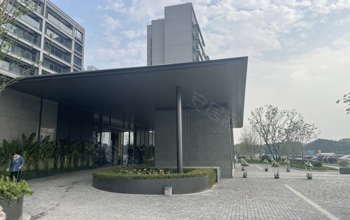樟宜翠湾动态:小区酒店式大门-杭州安居客