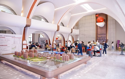 周末看房记得提前预约参观哦