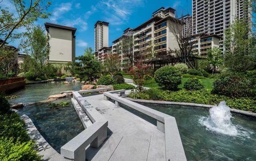 凯瑞国宝红瞰动态:小区实景拍摄-洛阳安居客