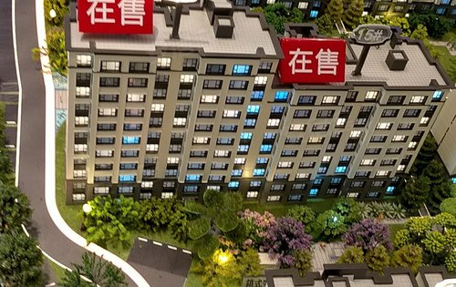 新城玺樾熙棠沙盘及再售楼栋
