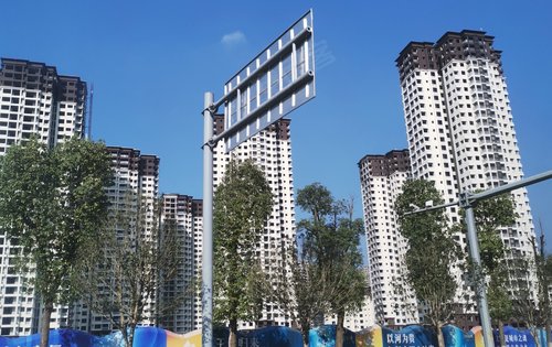 阳光中心城一期部分外墙已经做好了