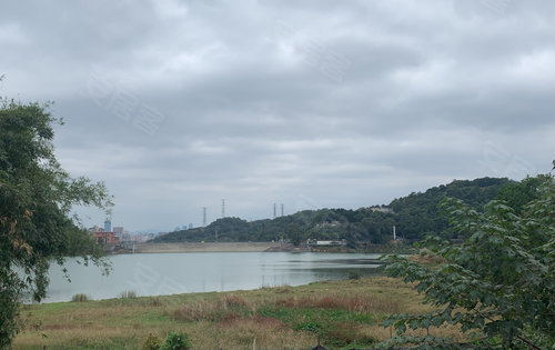 陽光城象嶼登雲湖動態:登雲湖-湖泊可以淨化空氣-福州安居客