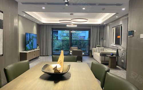 亚运城天逸162方四房