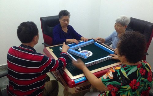 麻将胡什么猜成语_麻将天胡是什么牌图片(3)