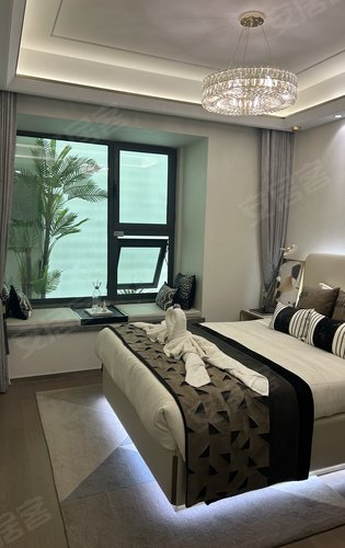 雪山绿城春来风华118平户型样板间餐客一体宽厅设计6米大阳台南北通透