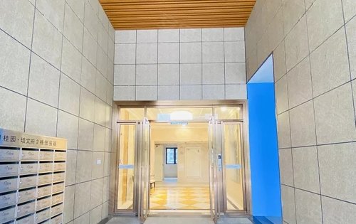 碧桂园培文府小区实际交付的入户大堂