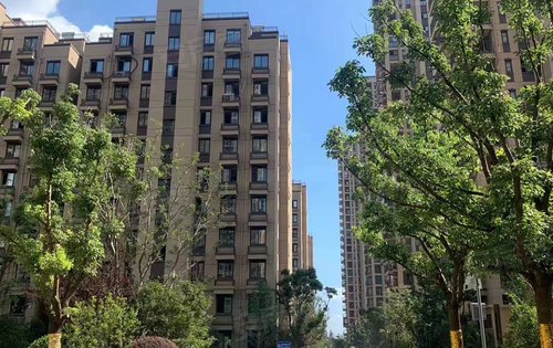 绿地象屿德馨嘉苑