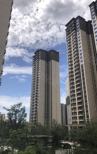 金信云尚公馆动态:美丽小区,舒居环境-泸州安居客