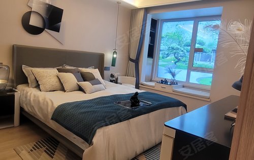 万科公园都会110平户型样板间