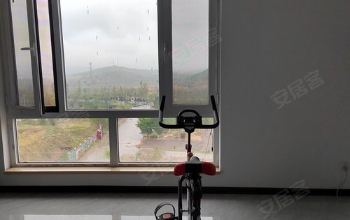 紫隆华庭动态:小区健身器材-榆林安居客