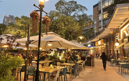 5万商业,将由广粤天地与岭南新世界云门云里专业团队招商运营,欢迎