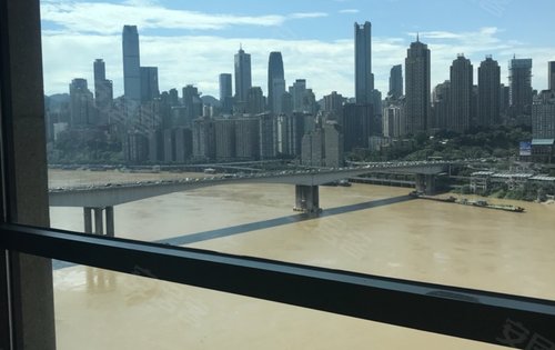 江北嘴北滨路鎏嘉码头一线江景房现房销售