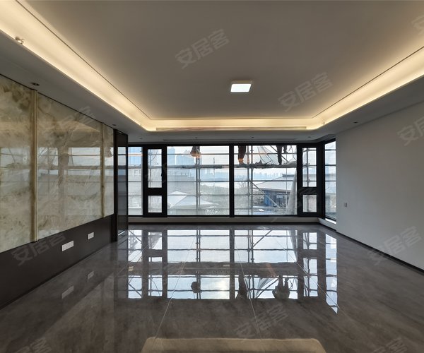 建发望湖品湖户型，建发望湖4室2厅3卫1厨约190.00平米户型图，朝东西朝向 - 武汉安居客