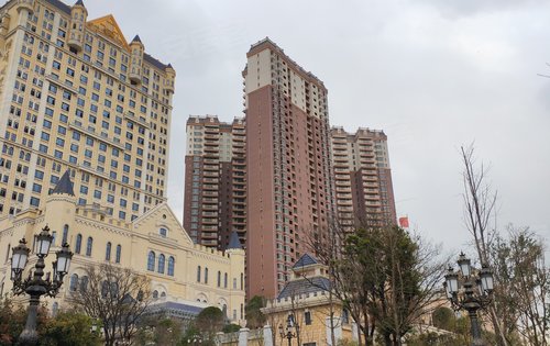枫丹白露小区实景拍摄现房发售中价钱美丽采光好-昆明安居客