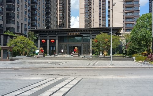 大门绿化景观建发九龙仓央玺楼盘点评(134)4773在线咨询2022-07-24