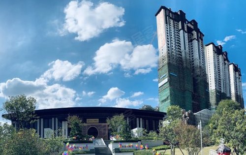 聚龙世茂国风动态:国风高层外观漂亮,视野开阔,景观很美.-泉州安居客