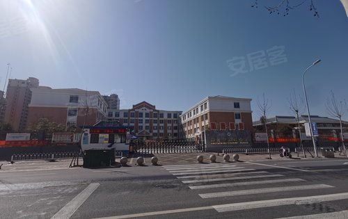 邢台市弘毅小学三中教育集团四中