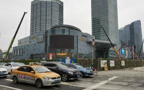 濠悦府距圆融广场500米左右距离