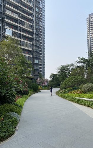 华润置地公园上城,一期西门,实景拍摄,精心打造,只为生活如画,让归家