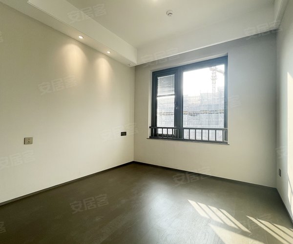 建发云启之江B户型,建发云启之江4室2厅2卫1厨约120.00平米户型图,朝南北朝向 - 杭州安居客