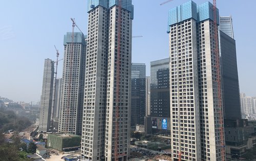 万科重庆天地在售翡翠云阶实拍,套内113户型数量不多了,折扣也即将