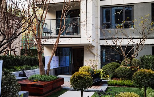 西房万科良语久园