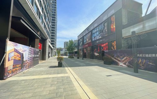 保利都汇小户动态:保利大都汇看房现场-成都安居客